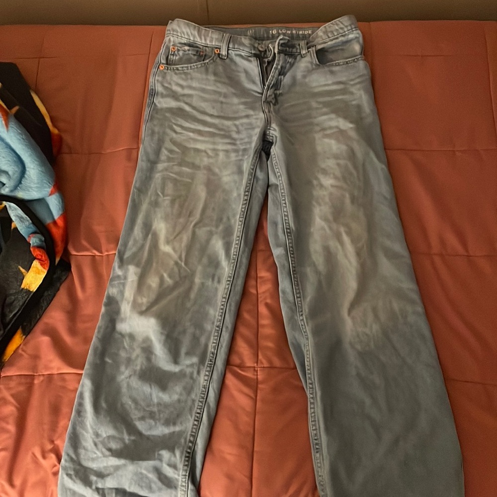 straight leg jeans